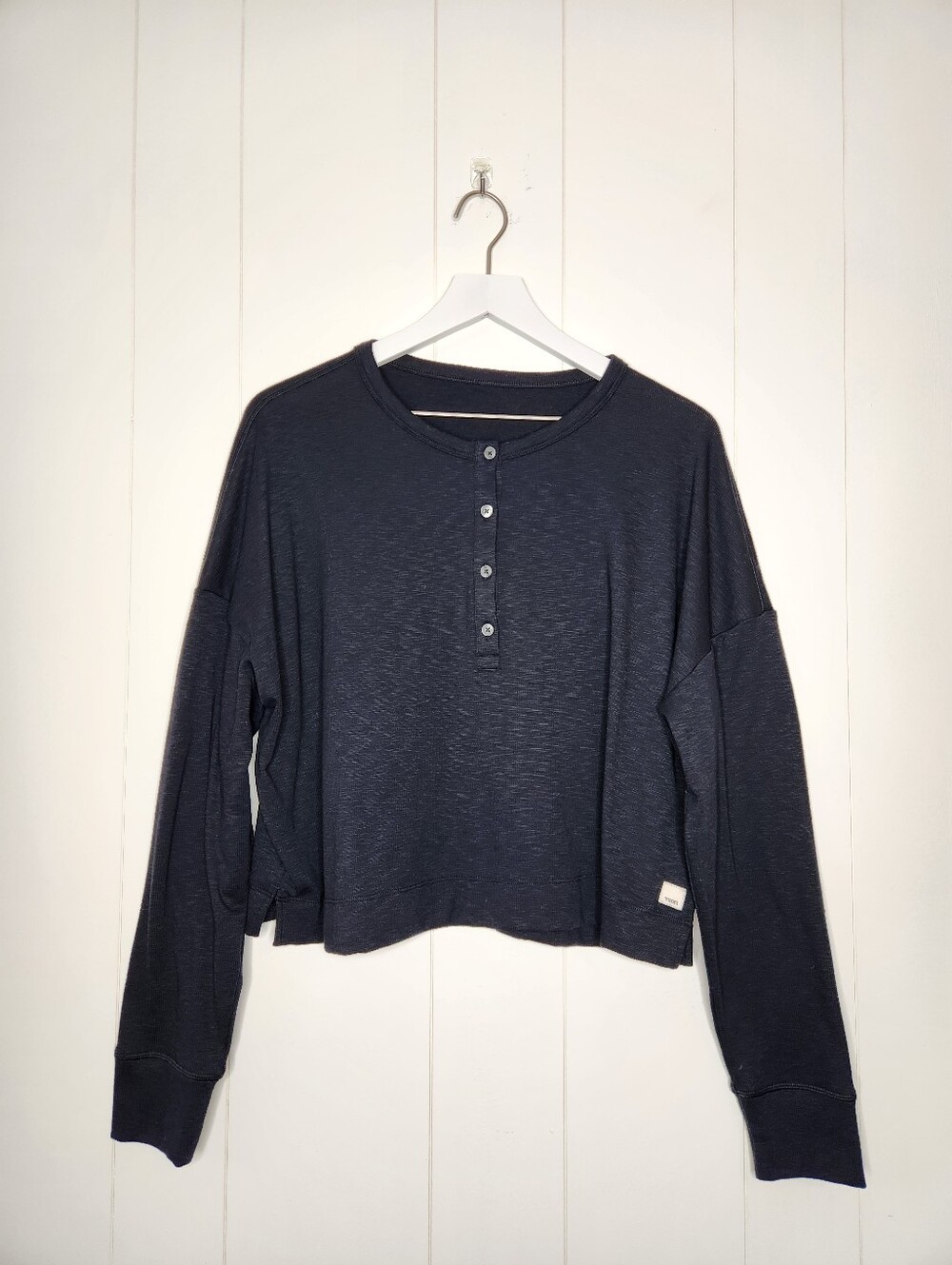 Vuori Black / Charcoal Gray Sunrise Long Sleeve Henley Pullover Size Large